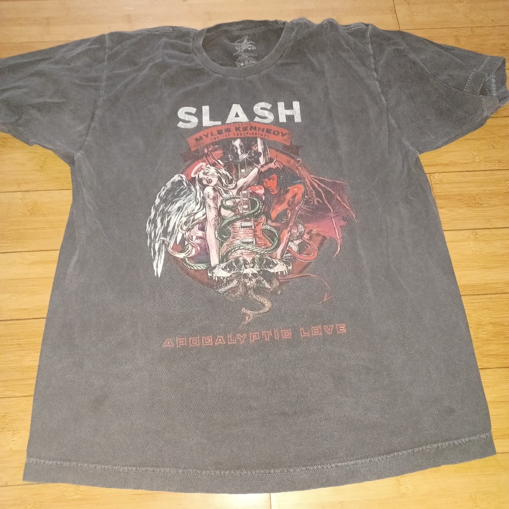 slash t shirt